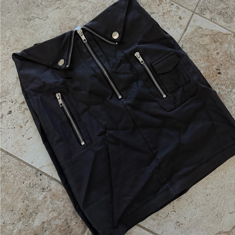 Black Zipper Detail Skirt